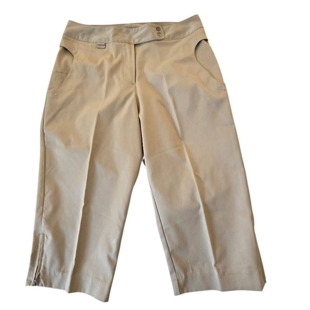 Bette & Court Womens Tan Zip Front Performance Golf Capri Pants Size 6